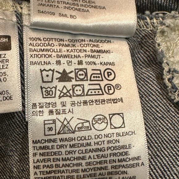 Levi’s Mens Size Small Classic Denim Jacket in 100% Cotton - Picture 8 of 9